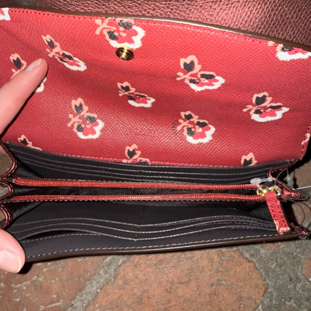 Coach Burgundy Leather Tote with Matching Wallet Set - Picture 4 of 4